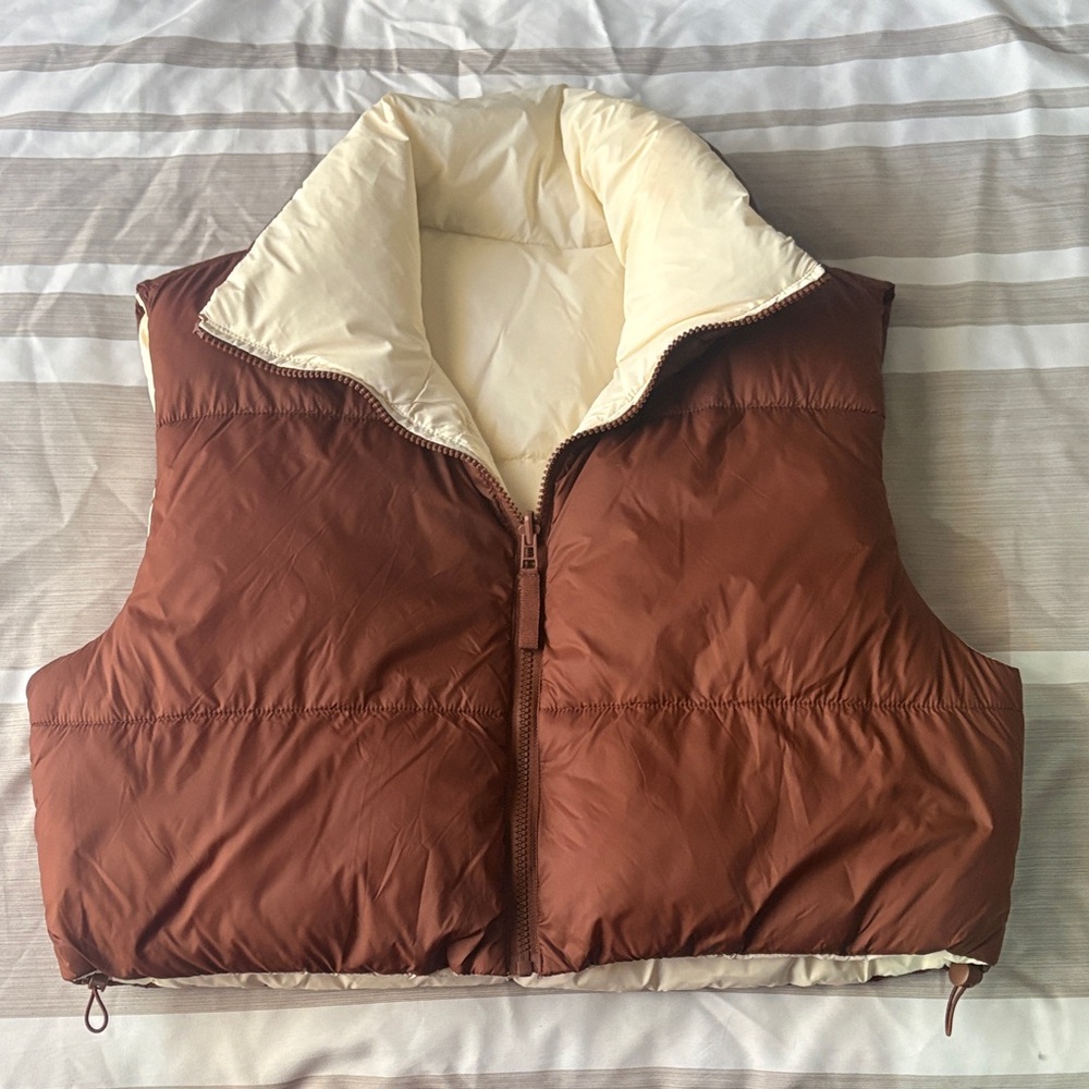 Love Tree Reversible Brown and Cream Cropped Puffer Vest
